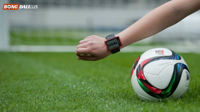 Sử dụng công nghệ goal-line sẽ giúp trọng tài tăng độ uy tín