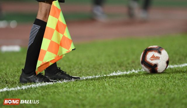 Những điểm đáng chuẩn ý trong luật việt vị bóng đá mới nhất 2025