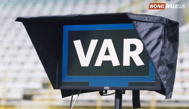 Đánh giá ưu điểm và nhược điểm của công nghệ VAR